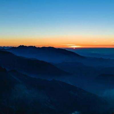 锚定工业AI‘操作系统’，西门子...